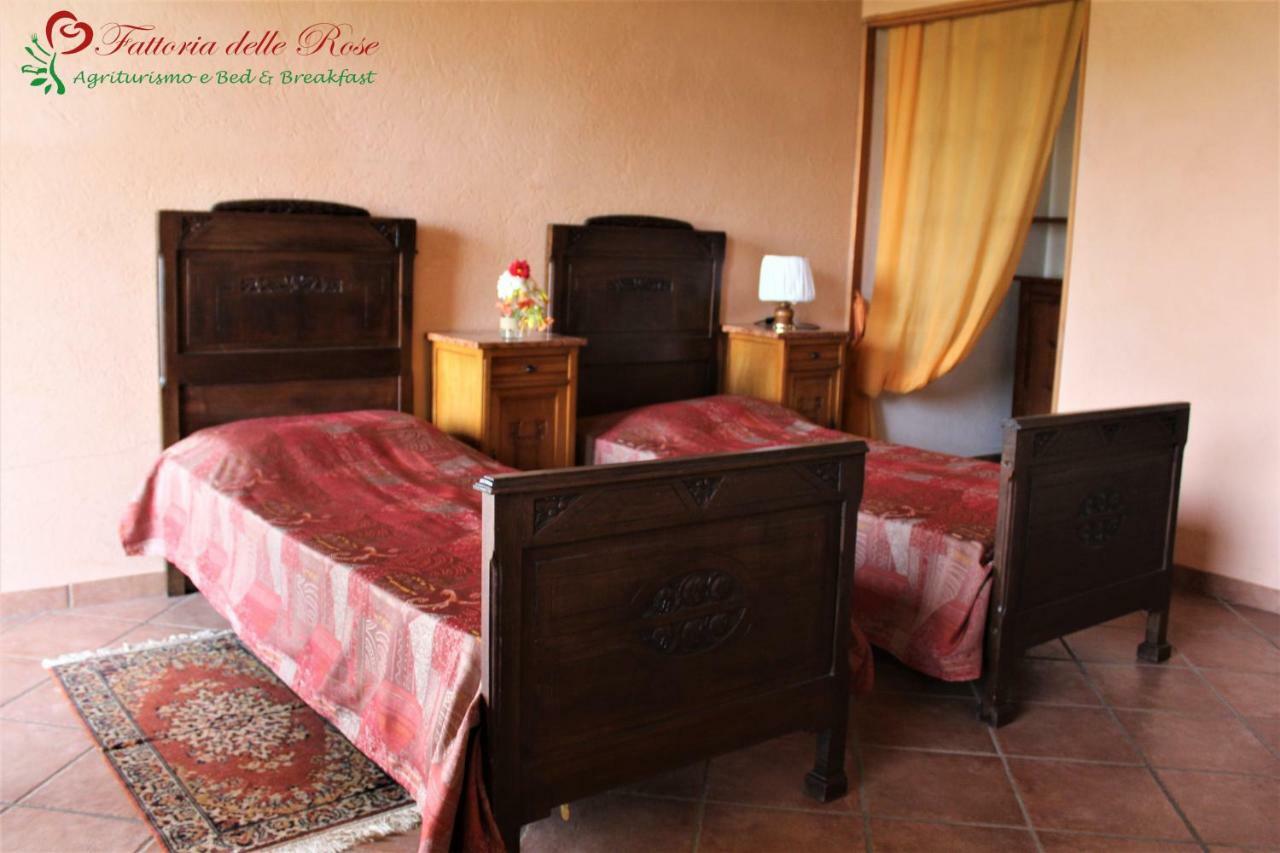 Villa Fattoria Delle Rose Salussola Exterior foto